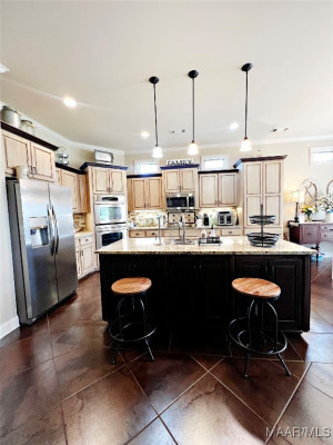 18 S Dogwood Terrace