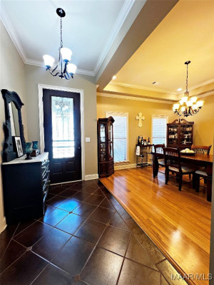 18 S Dogwood Terrace