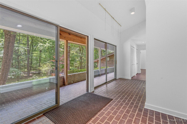 804 Otter Track Road