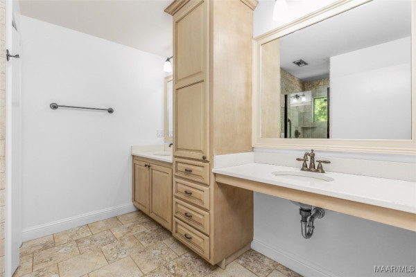 804 Otter Track Road