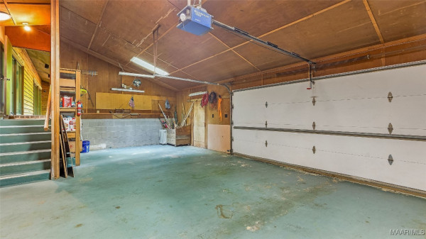 804 Otter Track Road