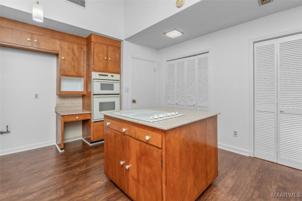 804 Otter Track Road