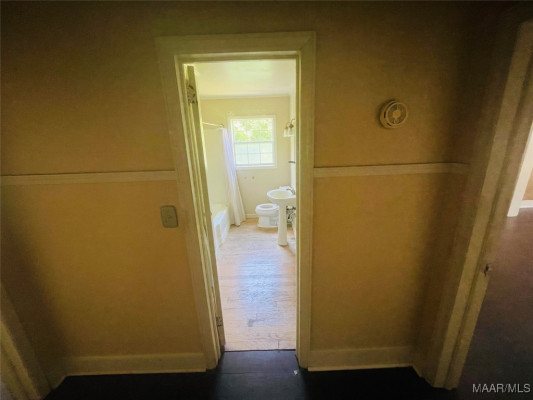4097 Narrow Lane Road