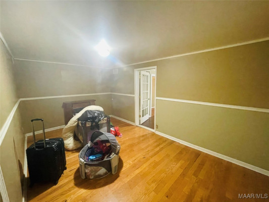 4097 Narrow Lane Road