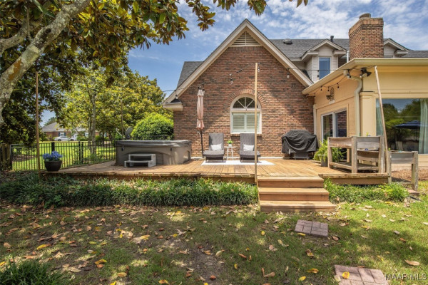 9600 HEATHROW Drive