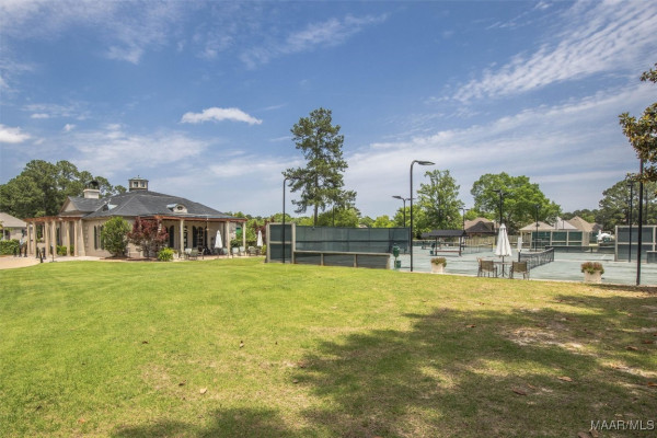 9600 HEATHROW Drive