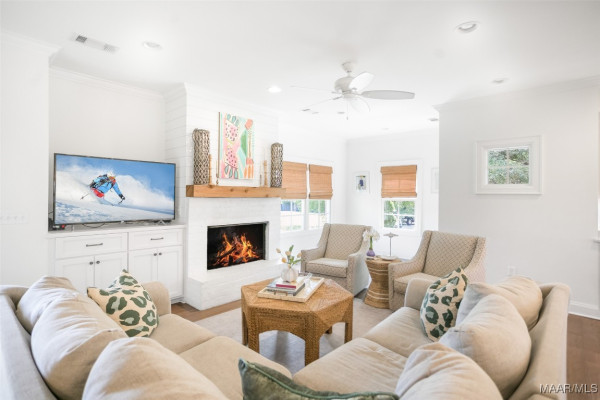 3635 Lockwood Court