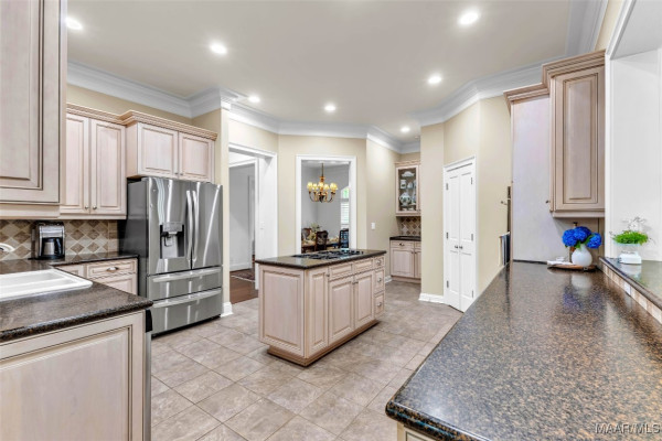 8625 Wynford Place