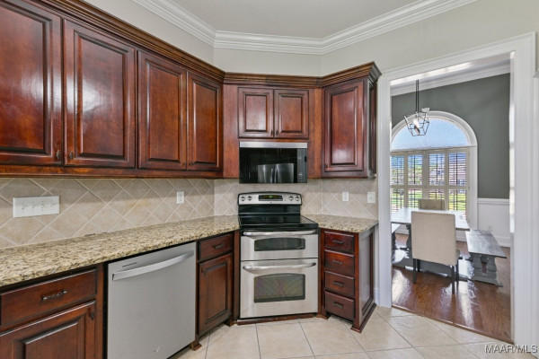 541 JASMINE Trail