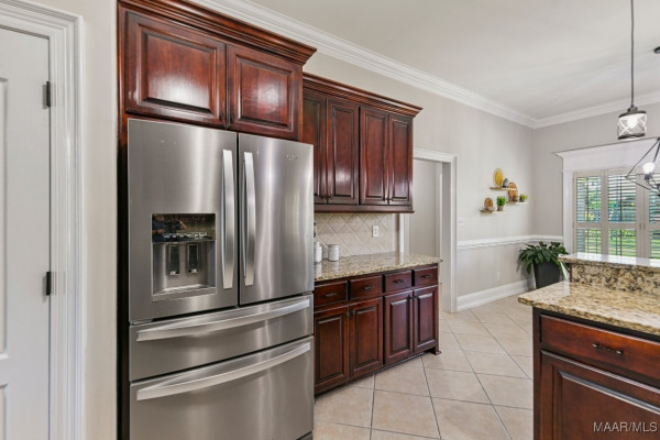 541 JASMINE Trail
