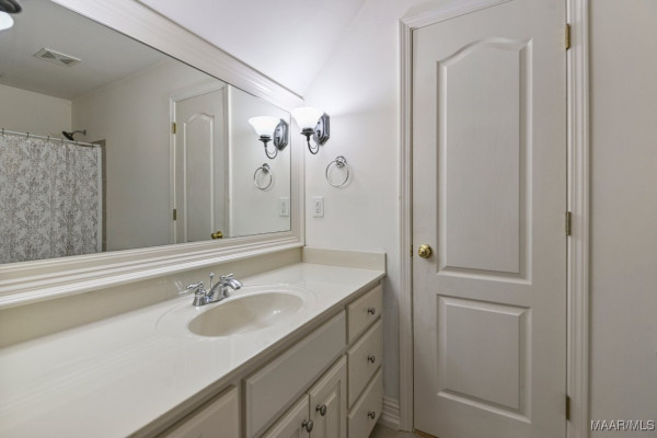 541 JASMINE Trail