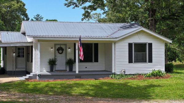 1582 W Old Hayneville Road