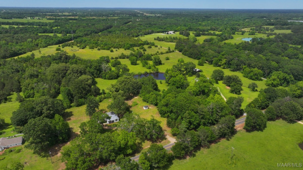 1582 W Old Hayneville Road