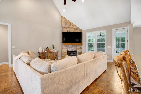 485 LAKE CAMERON Drive