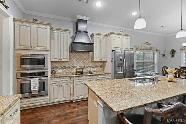 360 MELISON Drive