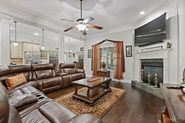 360 MELISON Drive