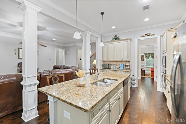 360 MELISON Drive
