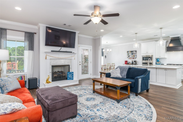 1417 Charleston Drive