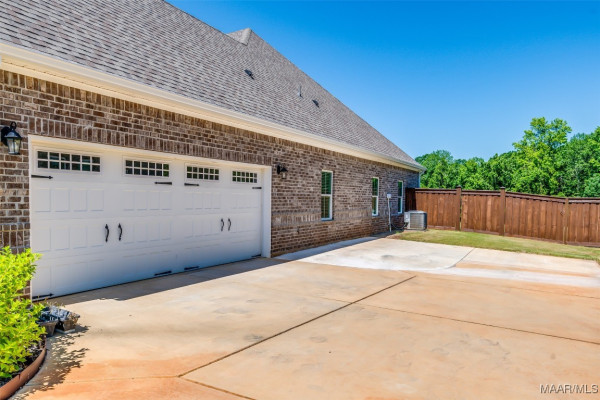 1417 Charleston Drive