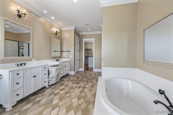 23 Waters View Drive