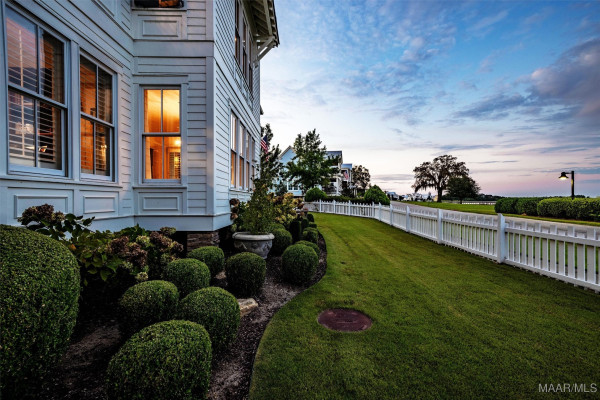 23 Waters View Drive