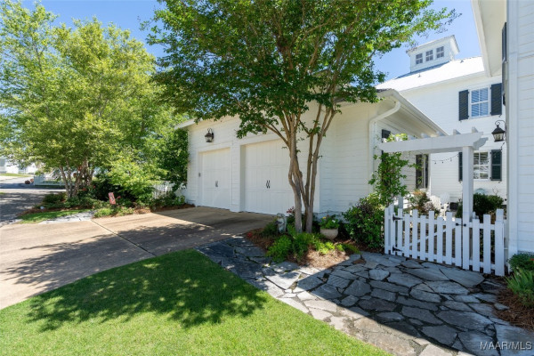 23 Waters View Drive