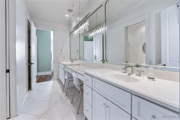 23 Waters View Drive