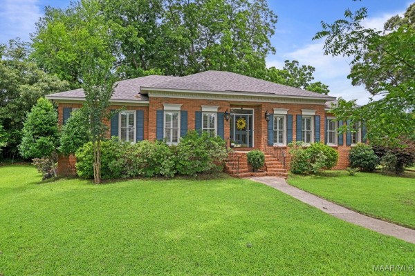 106 Wood Vale Drive
