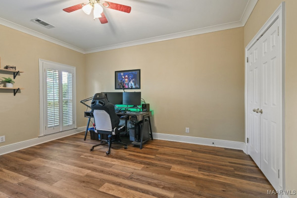 106 Wood Vale Drive