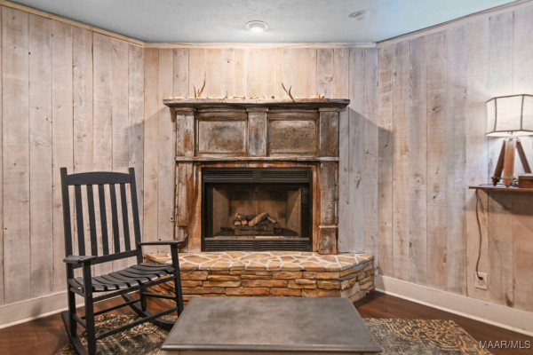 106 Wood Vale Drive
