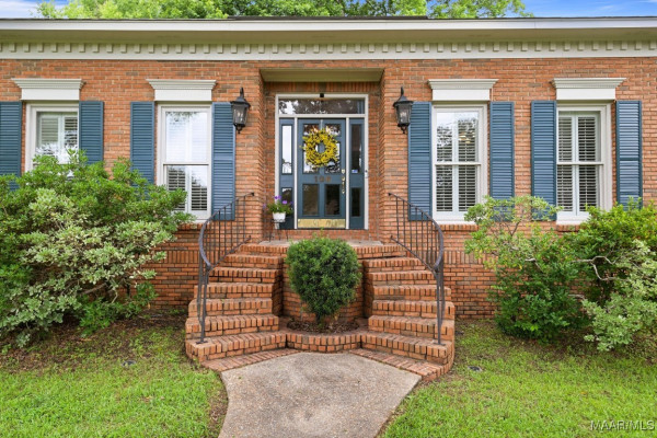 106 Wood Vale Drive