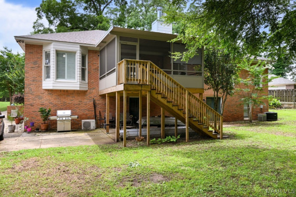106 Wood Vale Drive