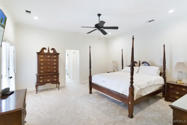 2261 Vaughn Lane