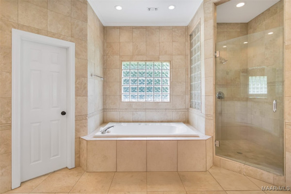 2261 Vaughn Lane