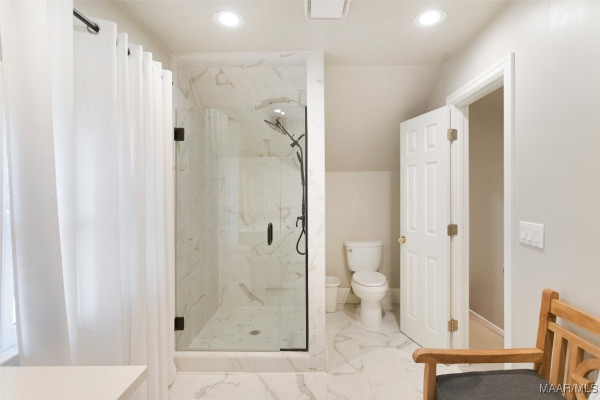 2261 Vaughn Lane