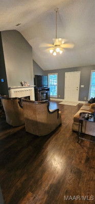 1243 Sandlewood Drive
