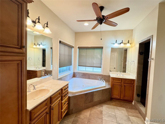 1112 Carston Point Circle