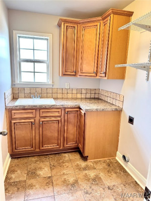 1112 Carston Point Circle