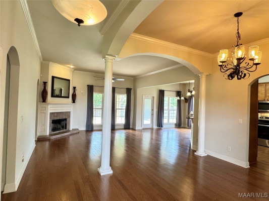 1112 Carston Point Circle