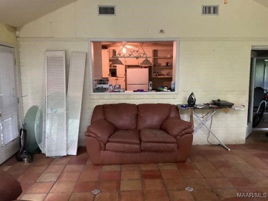 2708 Ashlawn Drive
