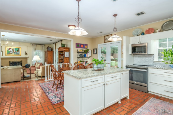 6454 Halcyon Drive