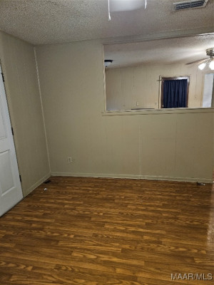 2017 Winona Avenue