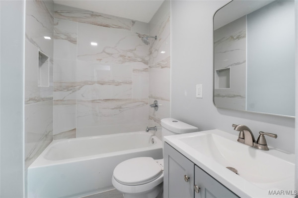 5736 Roxboro Drive