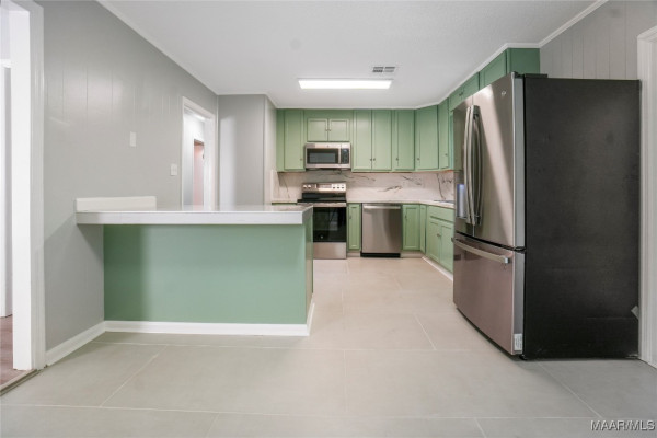 5736 Roxboro Drive