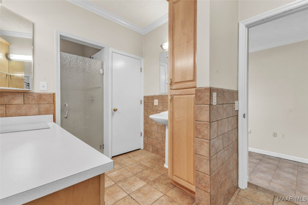 813 Lake Region Circle