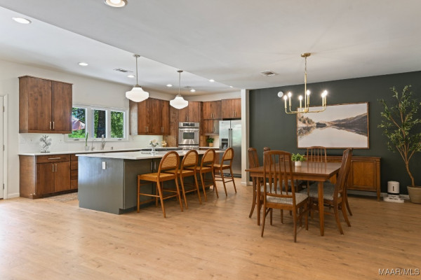 838 Williamsburg Drive