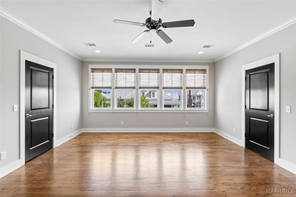 39 Crescent Park