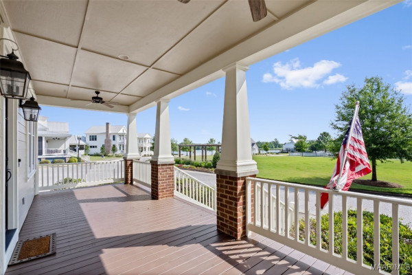 39 Crescent Park