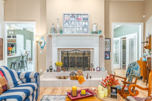 8054 Lakeridge Drive