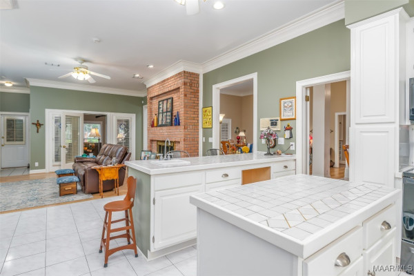 8054 Lakeridge Drive